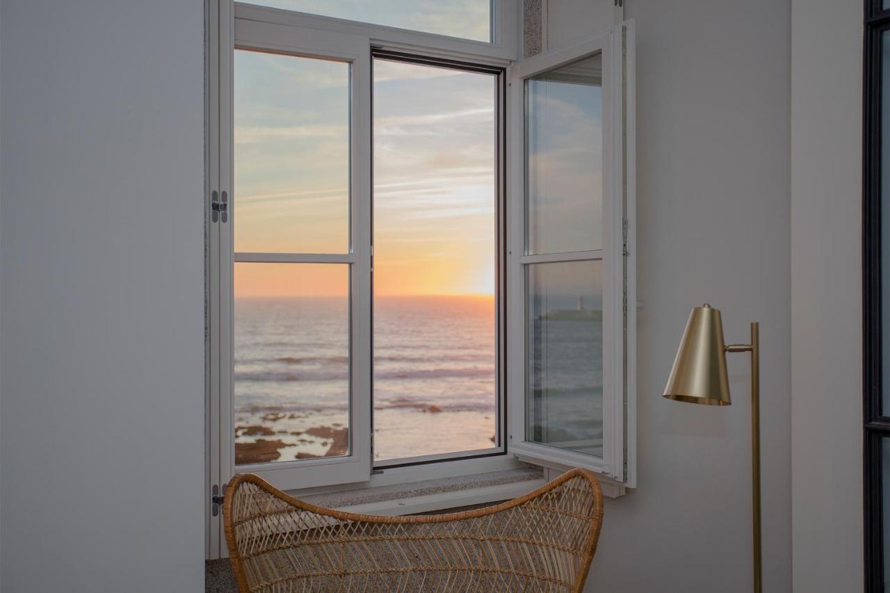 Liiiving In Porto - Luxury Beachfront Apartments Екстериор снимка