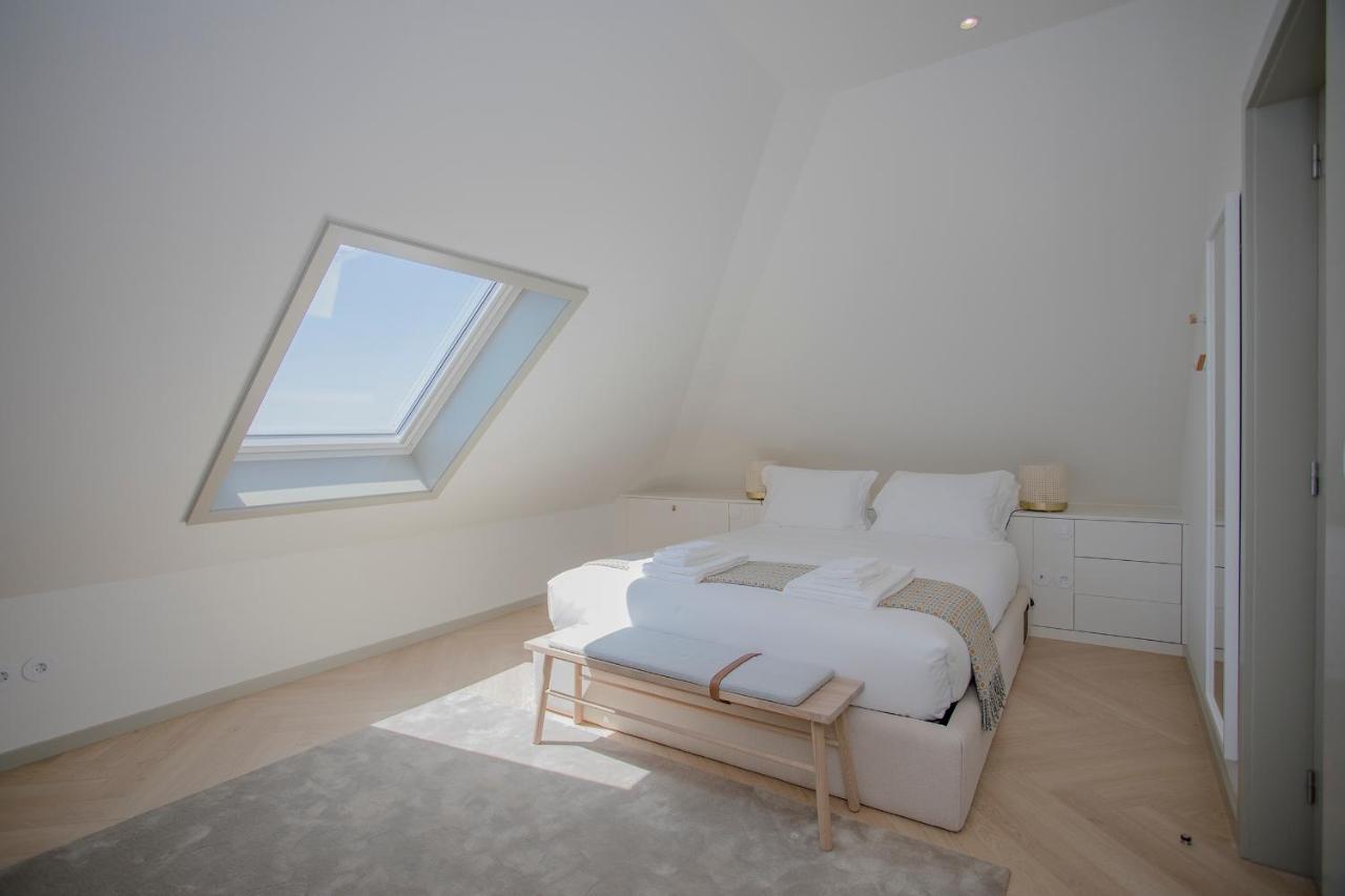 Liiiving In Porto - Luxury Beachfront Apartments Екстериор снимка