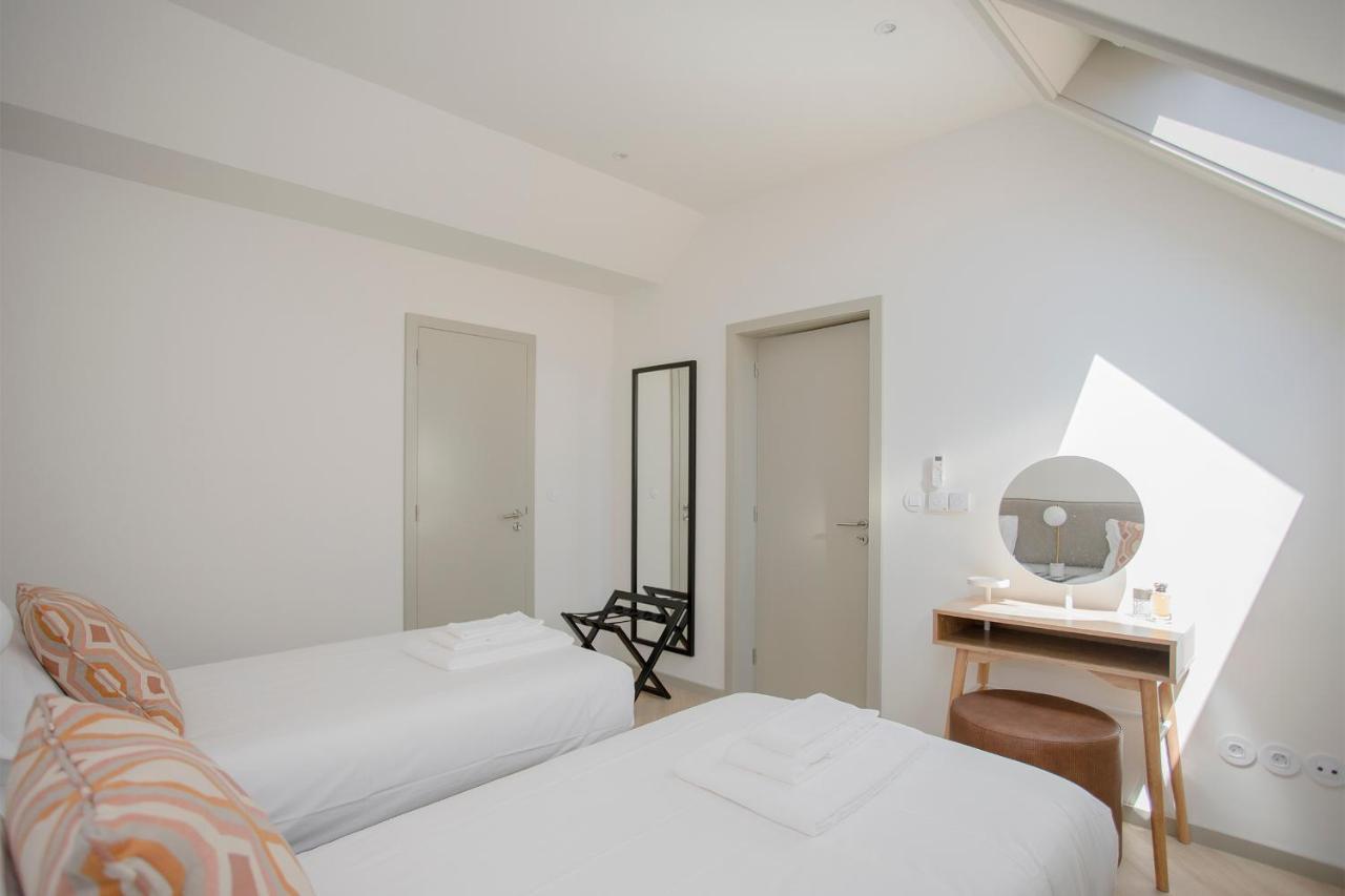 Liiiving In Porto - Luxury Beachfront Apartments Екстериор снимка