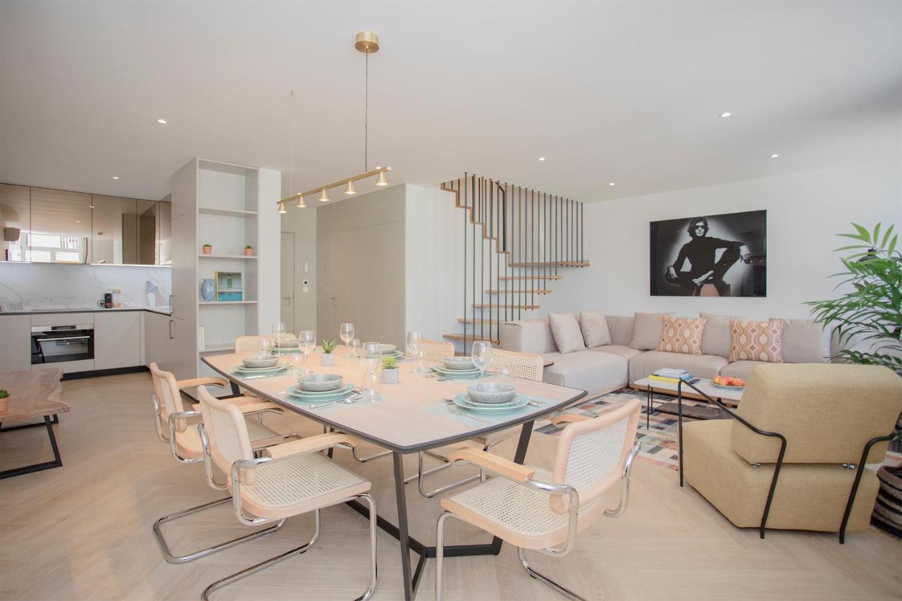 Liiiving In Porto - Luxury Beachfront Apartments Екстериор снимка